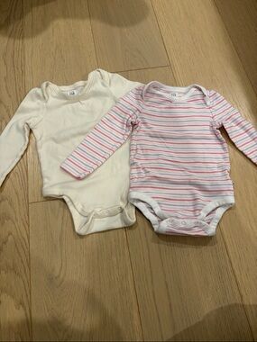 GAP Long-Sleeve Baby Onesies in Cream and Pink Stripes